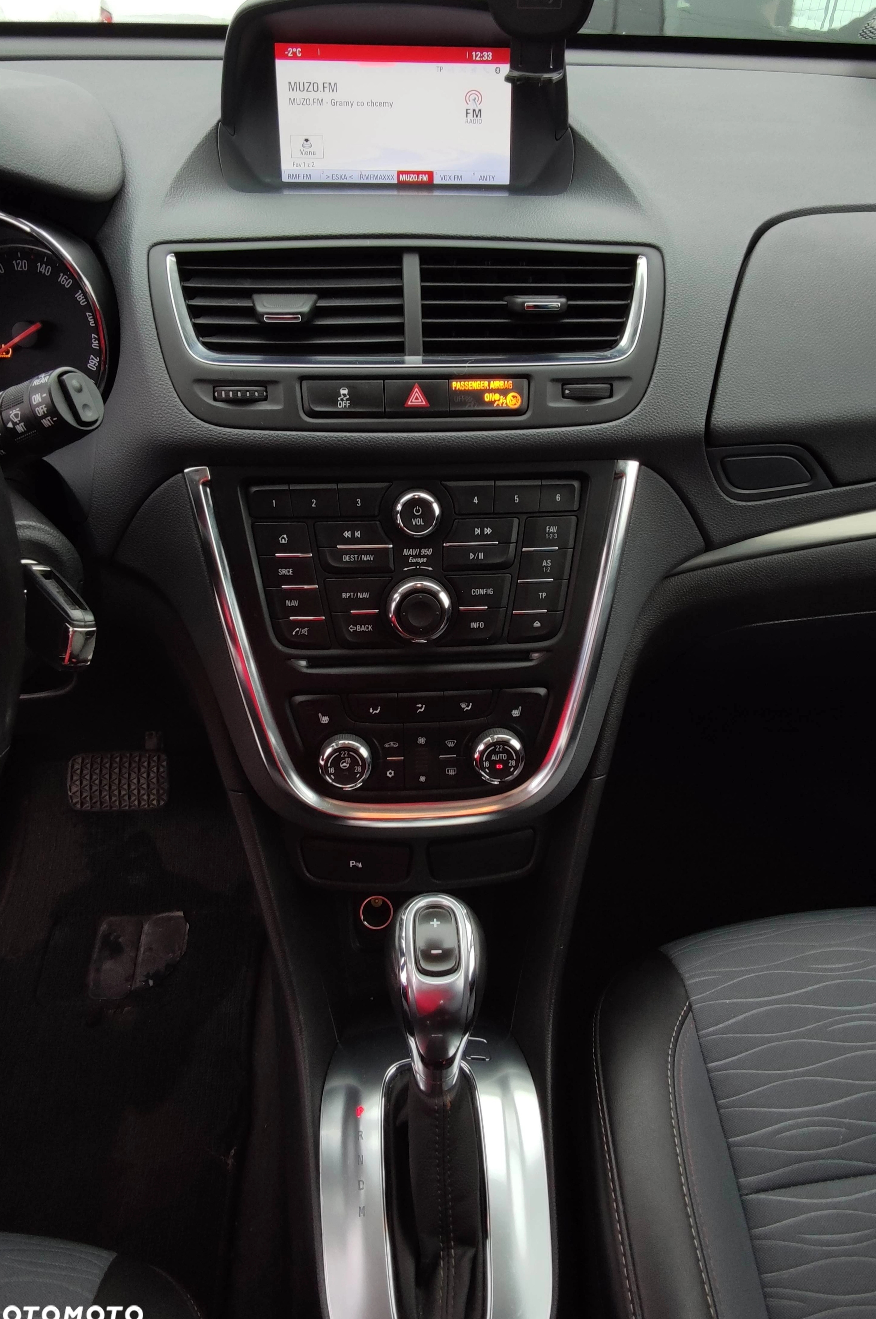 Opel Mokka cena 50799 przebieg: 134500, rok produkcji 2015 z Kraków małe 172